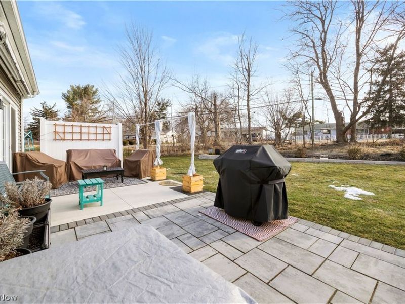 238 Silver Spring Circle, Elyria, OH 44035 Photo 34