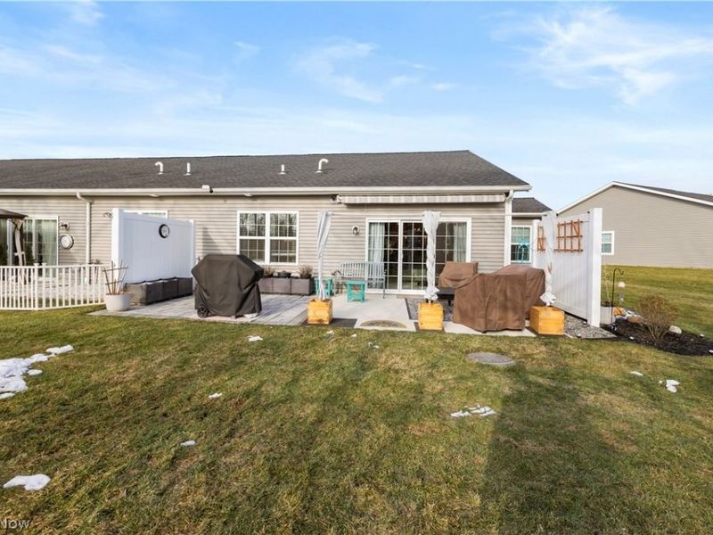 238 Silver Spring Circle, Elyria, OH 44035 Photo 37