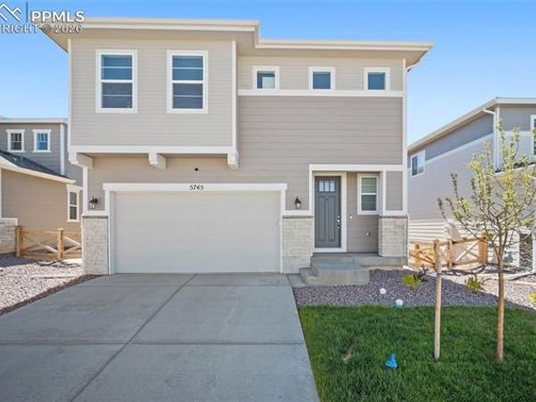 5745 Mammoth Lane, Colorado Springs, CO 90827