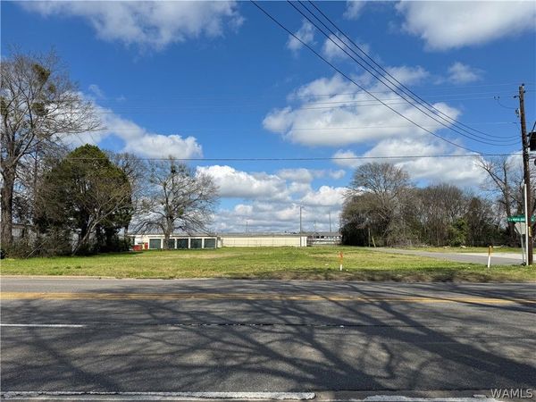 3507 Greensboro Avenue , Tuscaloosa, AL 35401