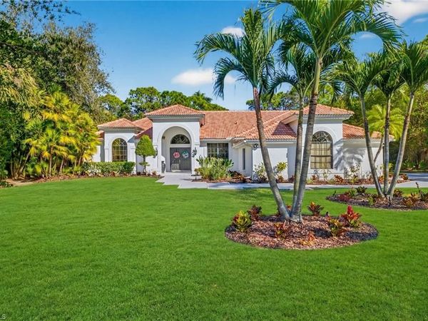 3809 Woodlake DR, BONITA SPRINGS, FL 34134