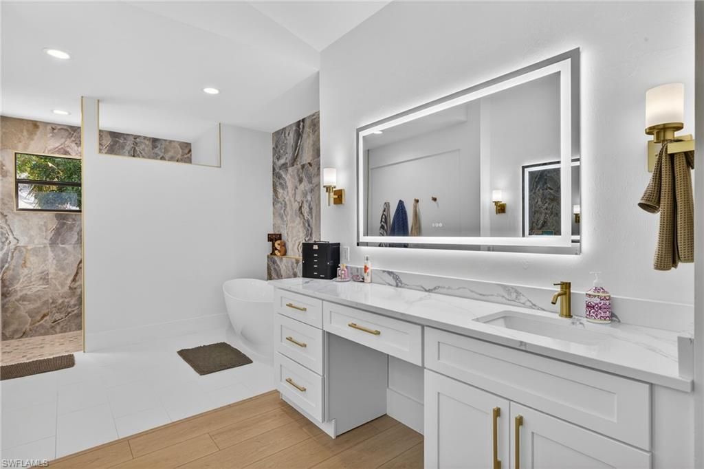 3809 Woodlake Dr, Bonita Springs, FL 34134 Photo