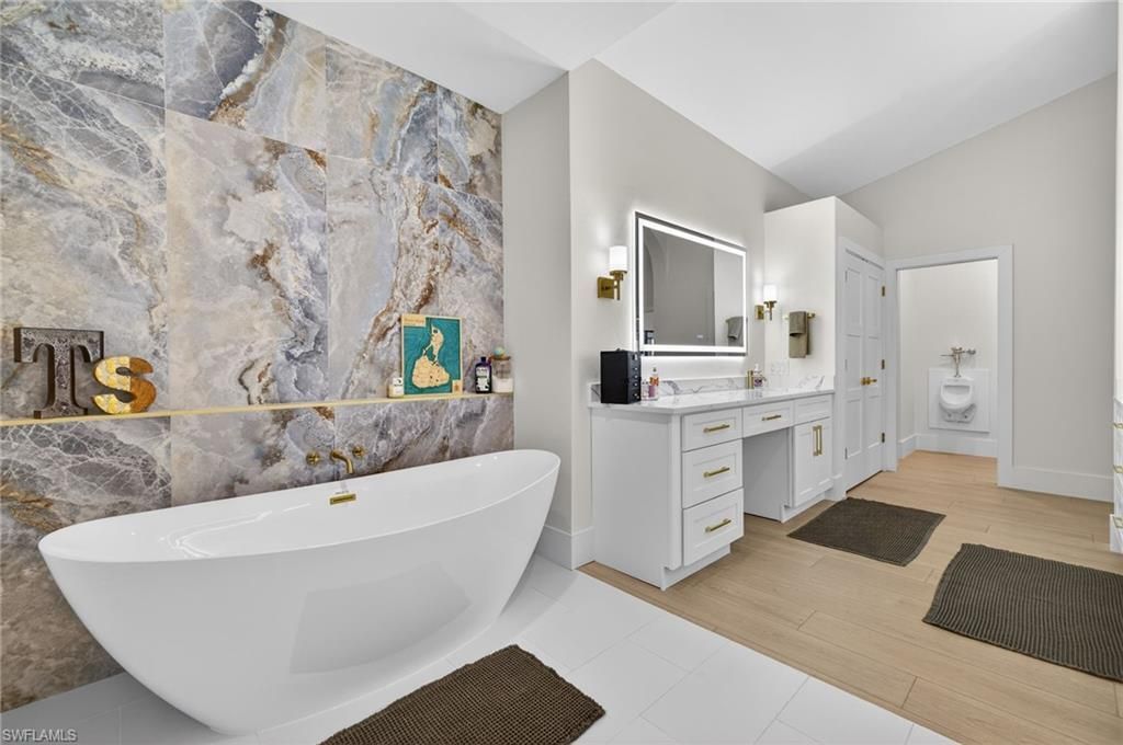 3809 Woodlake Dr, Bonita Springs, FL 34134 Photo