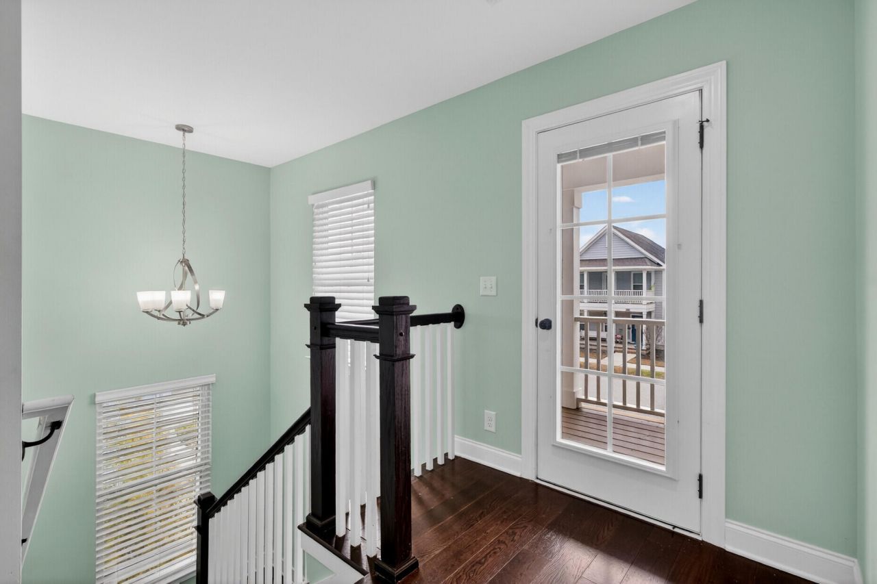 1694 Sparkleberry Lane Photo 24