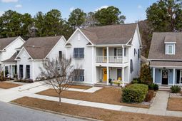 1694 Sparkleberry Lane photo 4