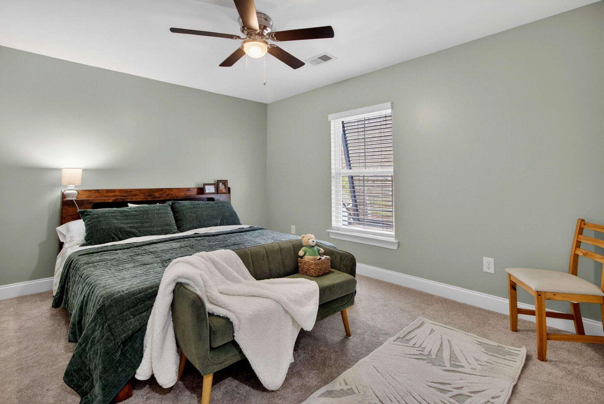 1694 Sparkleberry Lane Photo 33