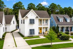 1694 Sparkleberry Lane photo 4