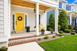 1694 Sparkleberry Lane photo 4