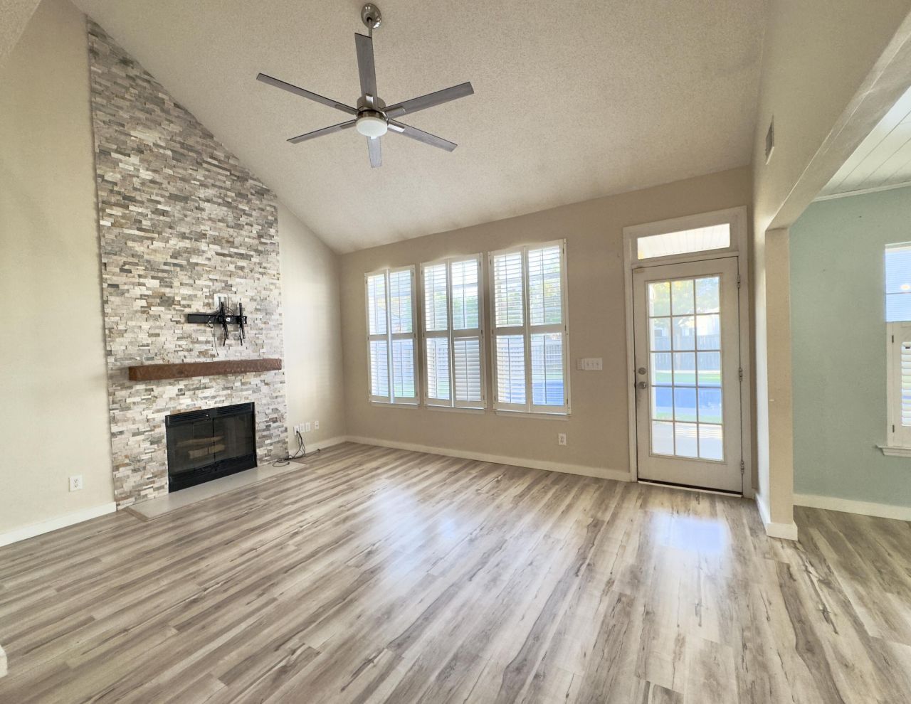 113 Rockdale Lane Photo 30