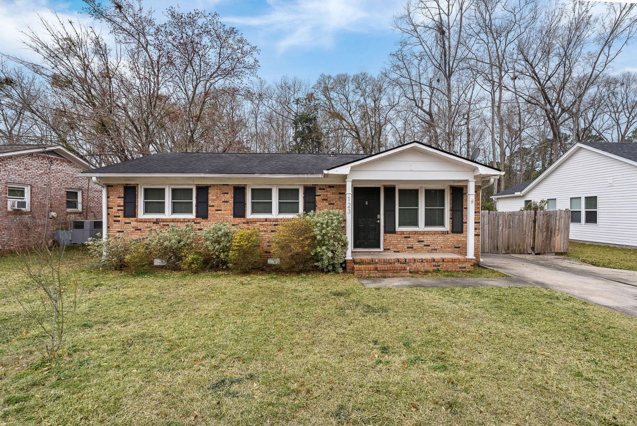 123 Pandora Drive Photo 1