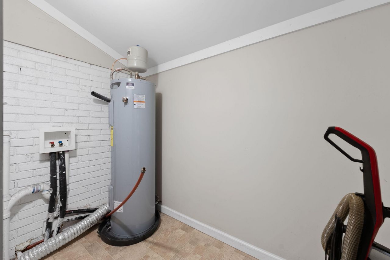 123 Pandora Drive Photo 13