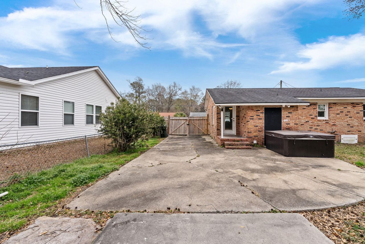 123 Pandora Drive Photo 23