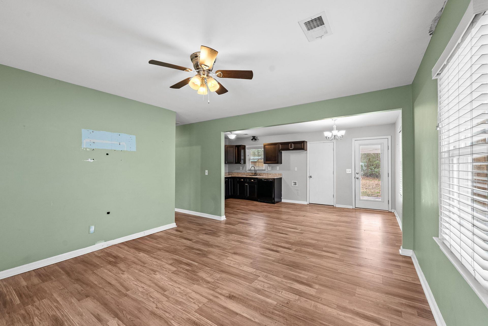 123 Pandora Drive Photo 3