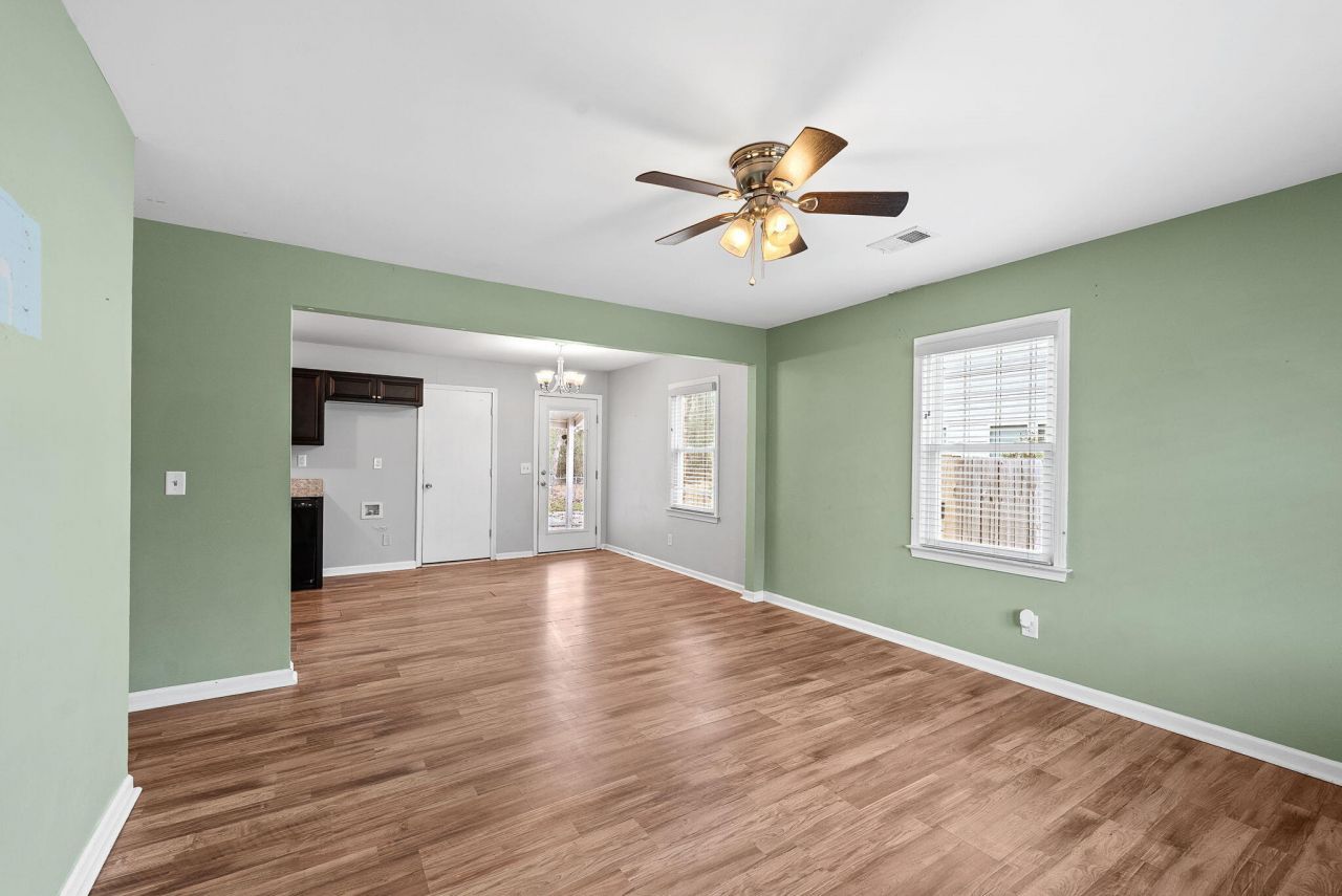 123 Pandora Drive Photo 7