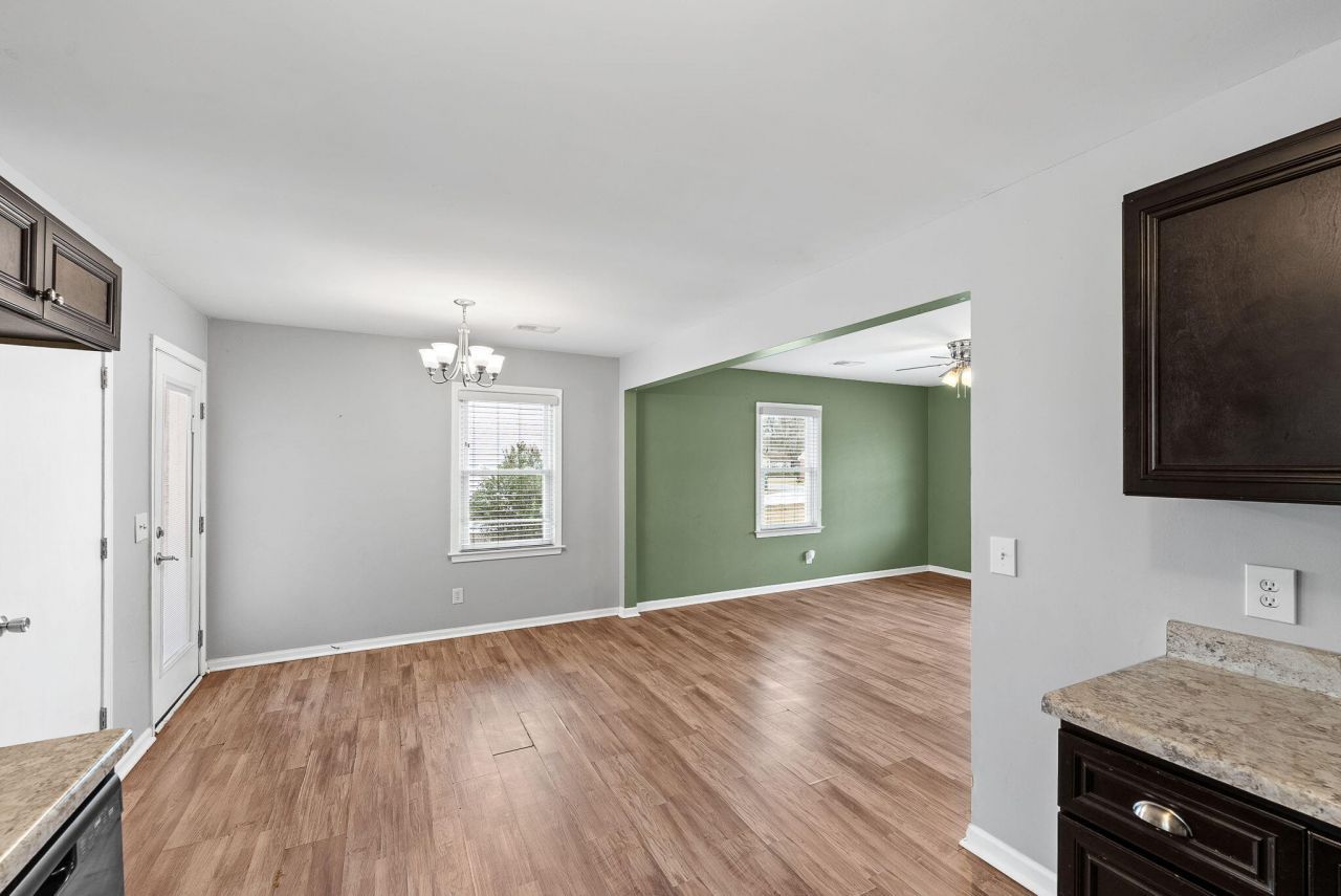 123 Pandora Drive Photo 9