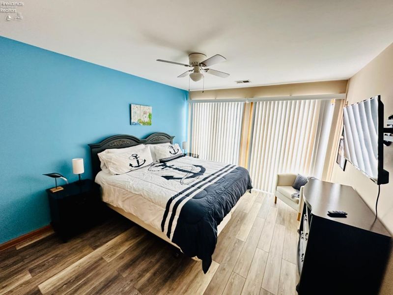 208 Clinton Reef Drive, Port Clinton, OH 43452 Photo 15