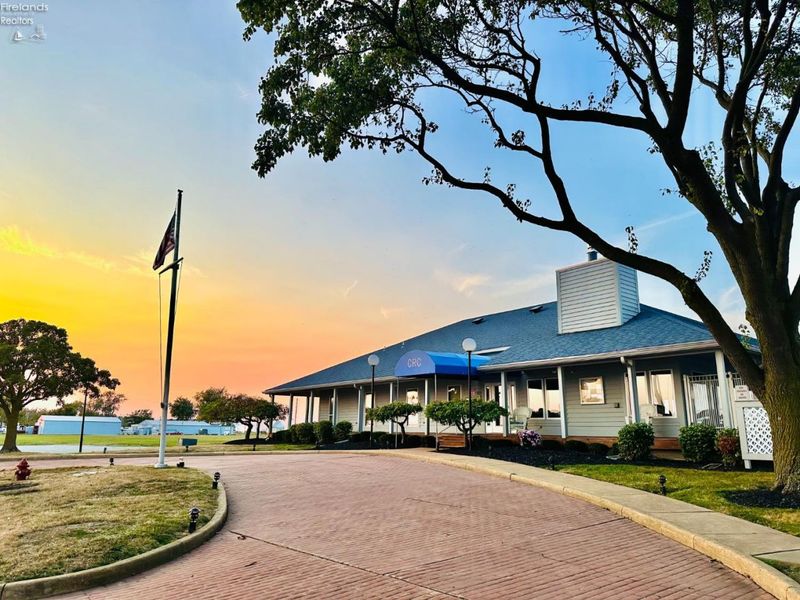 208 Clinton Reef Drive, Port Clinton, OH 43452 Photo 27