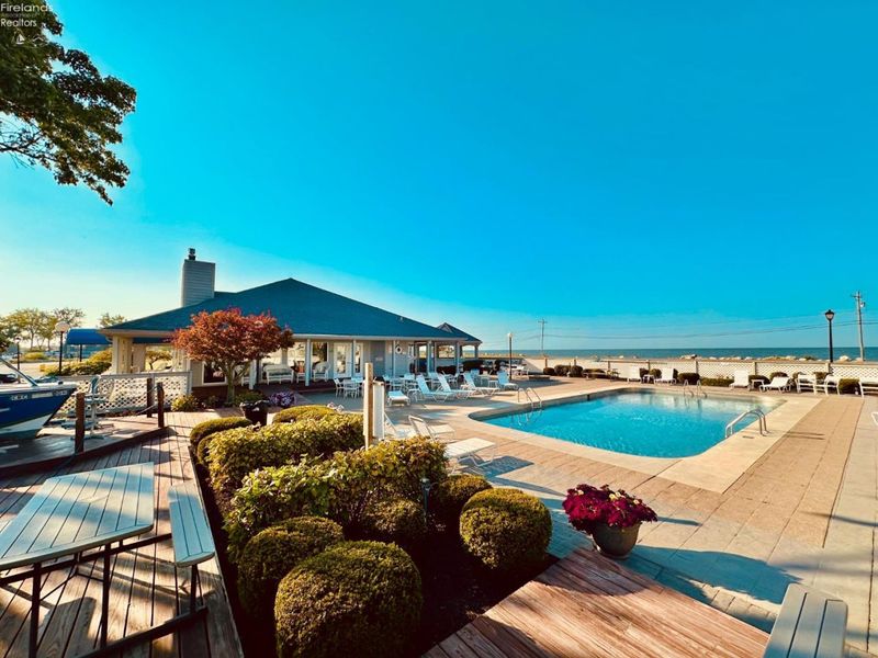 208 Clinton Reef Drive, Port Clinton, OH 43452 Photo 31