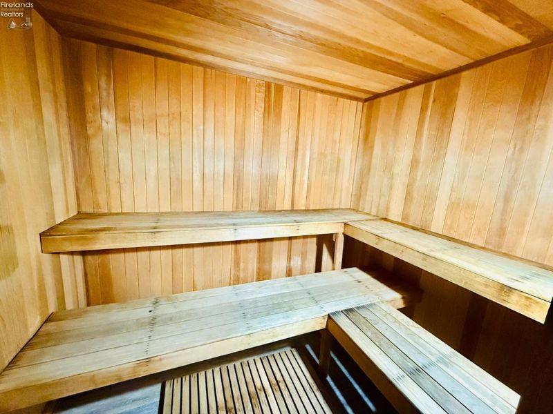 208 Clinton Reef Drive, Port Clinton, OH 43452 Photo 33