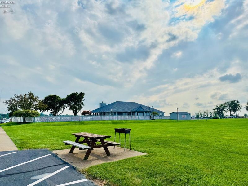 208 Clinton Reef Drive, Port Clinton, OH 43452 Photo 41