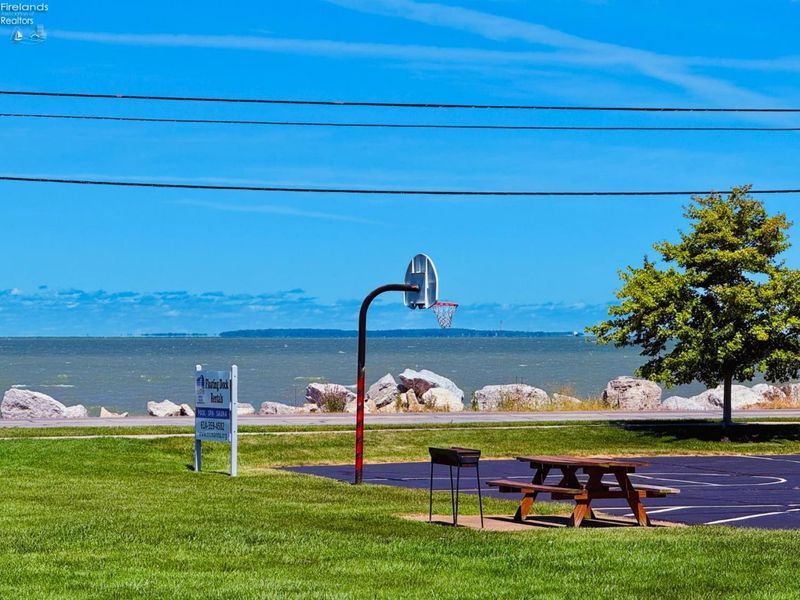 208 Clinton Reef Drive, Port Clinton, OH 43452 Photo 42