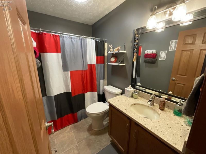 6012 Conneaut Light Drive, Vermilion, OH 44089 Photo 14