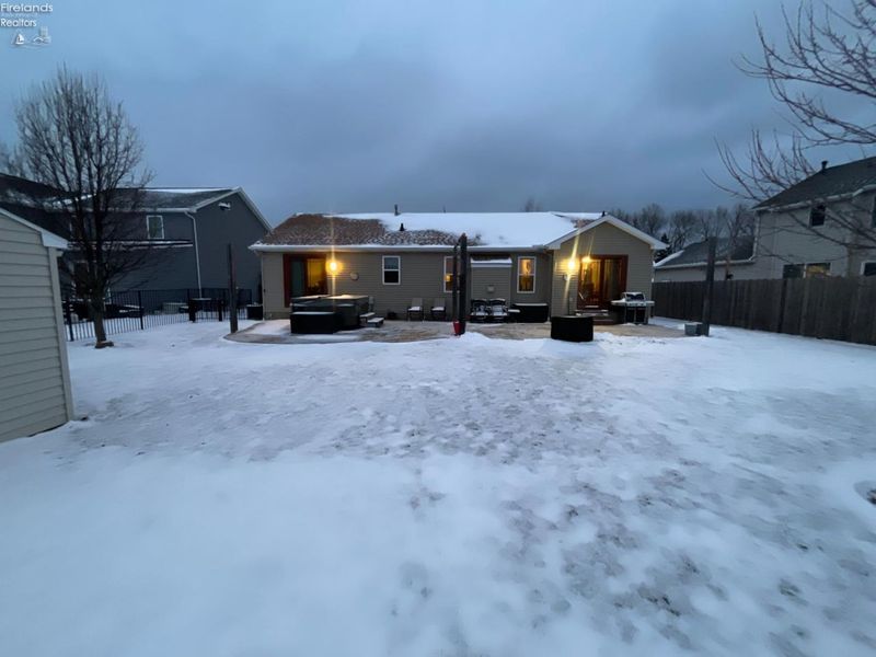 6012 Conneaut Light Drive, Vermilion, OH 44089 Photo 38