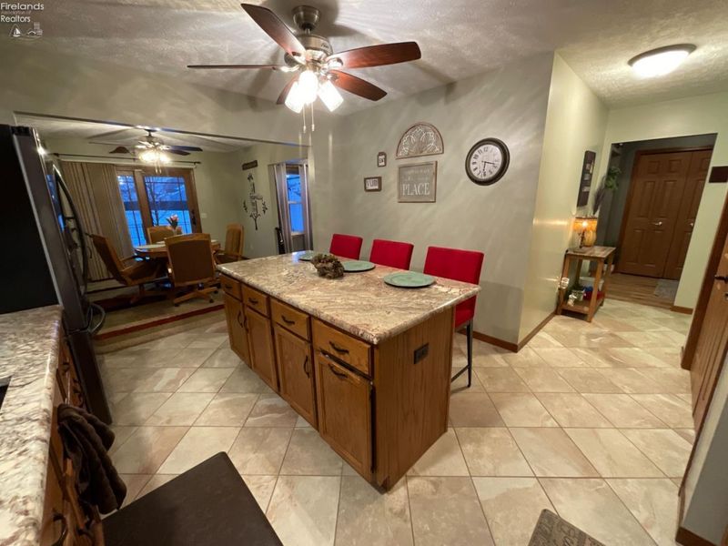 6012 Conneaut Light Drive, Vermilion, OH 44089 Photo 9