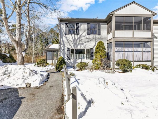 14 Harold Street, Unit APT 13A, Harwich Port, MA 02646