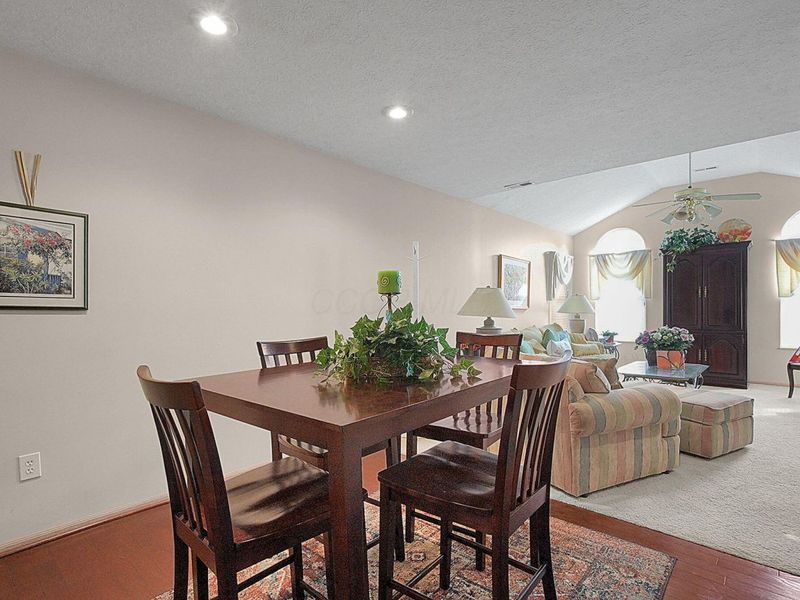 291 Pointe Place , Westerville, OH 43082 Photo 13