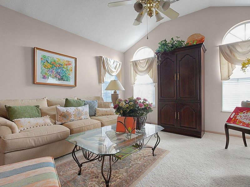 291 Pointe Place , Westerville, OH 43082 Photo 6