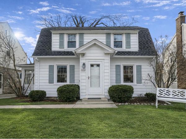 5039 N Woodruff AVENUE, Whitefish Bay, WI 53217