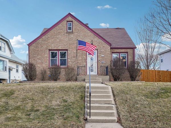 2352 S 80th STREET, West Allis, WI 53219