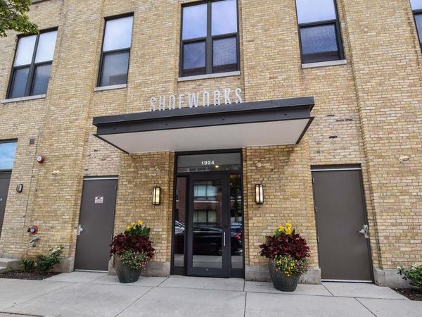 1924 N Hubbard STREET, Unit 215, Milwaukee, WI 53212