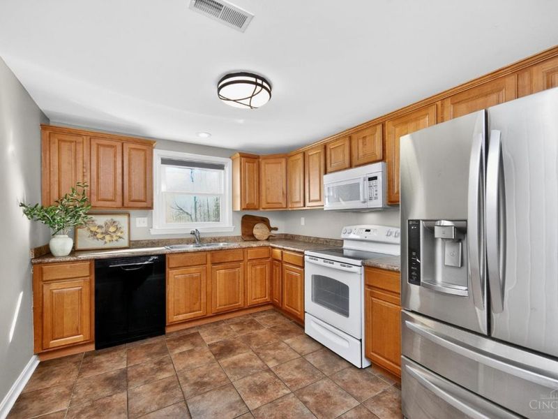 1944 Parker Road, Goshen Twp, OH 45122 Photo 8