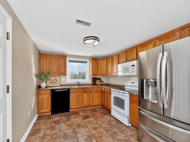 1944 Parker Road, Goshen Twp, OH 45122 Photo 9