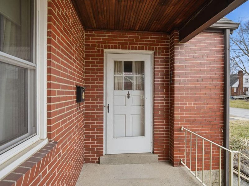 3816 St Johns Terrace, Deer Park, OH 45236 Photo 5