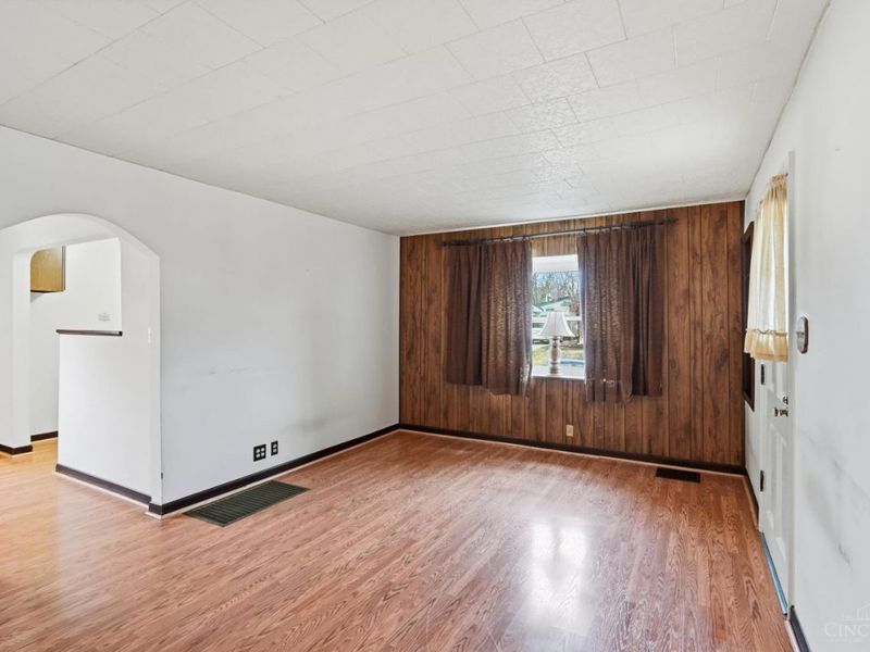 3816 St Johns Terrace, Deer Park, OH 45236 Photo 7