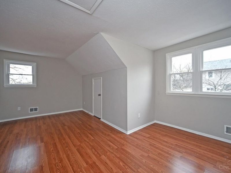 1700 Minion Avenue, Cincinnati, OH 45205 Photo 23