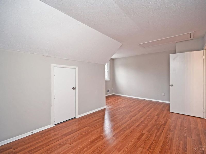 1700 Minion Avenue, Cincinnati, OH 45205 Photo 24