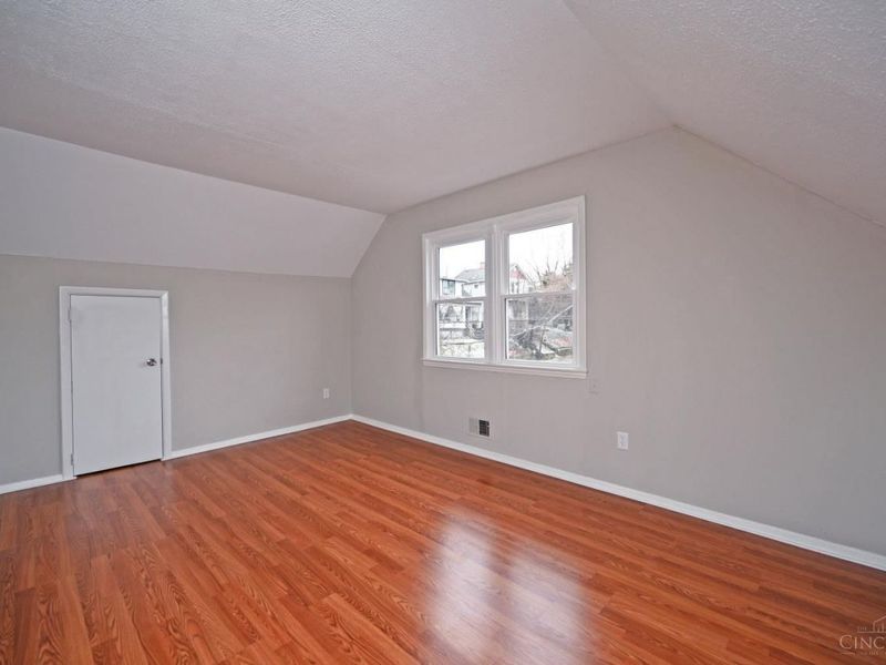 1700 Minion Avenue, Cincinnati, OH 45205 Photo 27