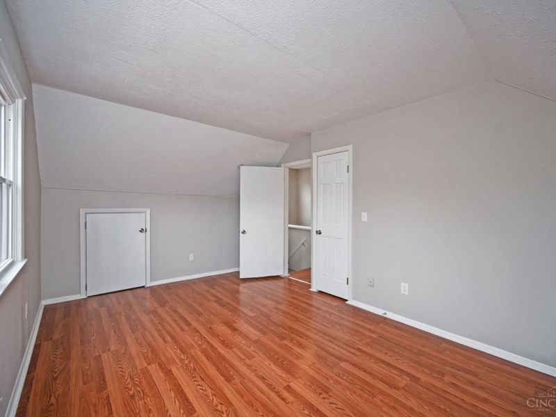 1700 Minion Avenue, Cincinnati, OH 45205 Photo 29
