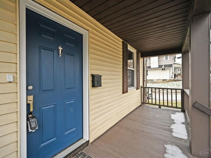 1700 Minion Avenue, Cincinnati, OH 45205 Photo 3