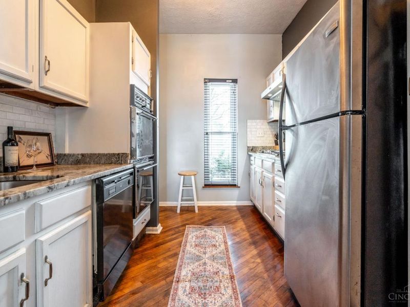 305 Klotter Avenue, Cincinnati, OH 45219 Photo 15