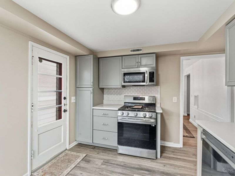 6123 Kingsford Drive, Cincinnati, OH 45224 Photo 18