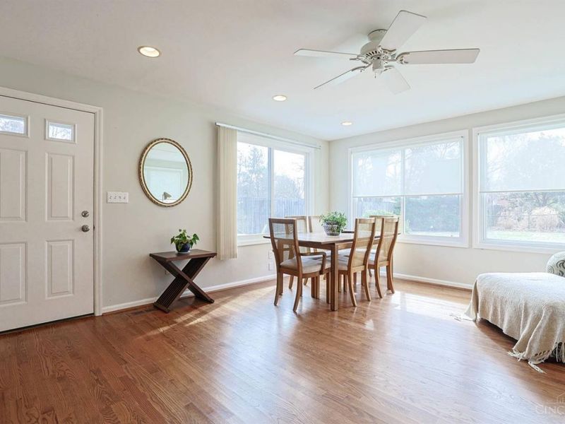 29 Forest Avenue, Wyoming, OH 45215 Photo 10