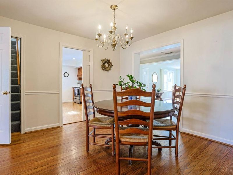 29 Forest Avenue, Wyoming, OH 45215 Photo 13