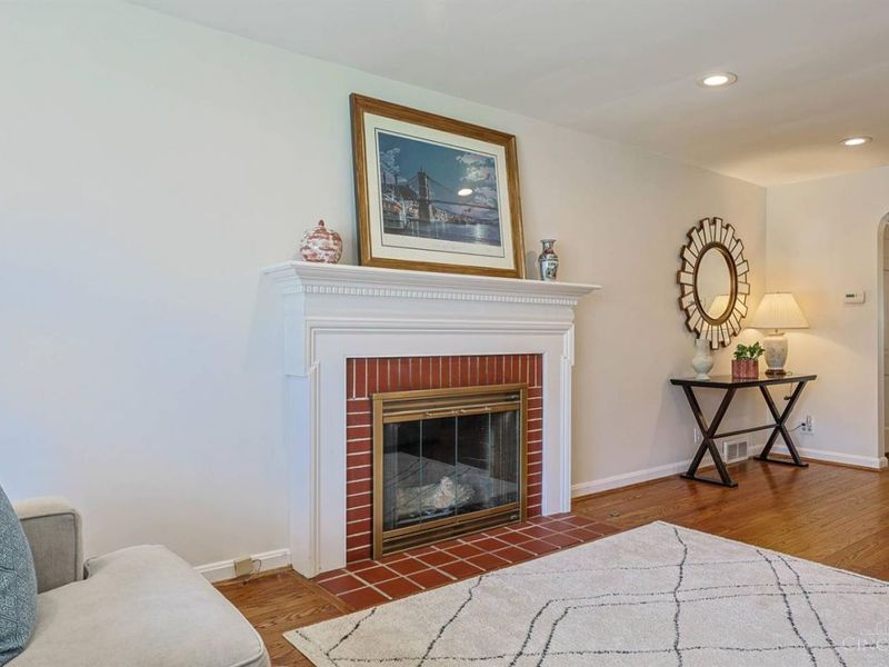 29 Forest Avenue, Wyoming, OH 45215 Photo 6