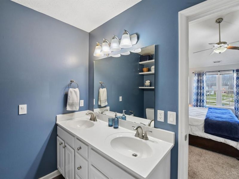 5906 Greywolf Court, Miami Twp, OH 45150 Photo 19