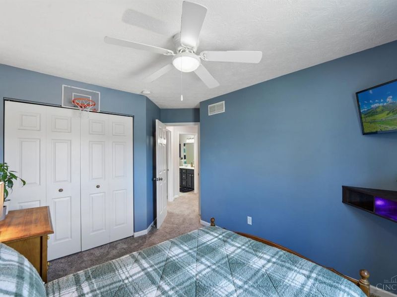 5906 Greywolf Court, Miami Twp, OH 45150 Photo 22